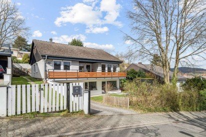 Hauptbild Modernisiertes Einfamilienhaus mit Option Einliegerwohnung in guter Wohnlage von Eppstein Bremthal